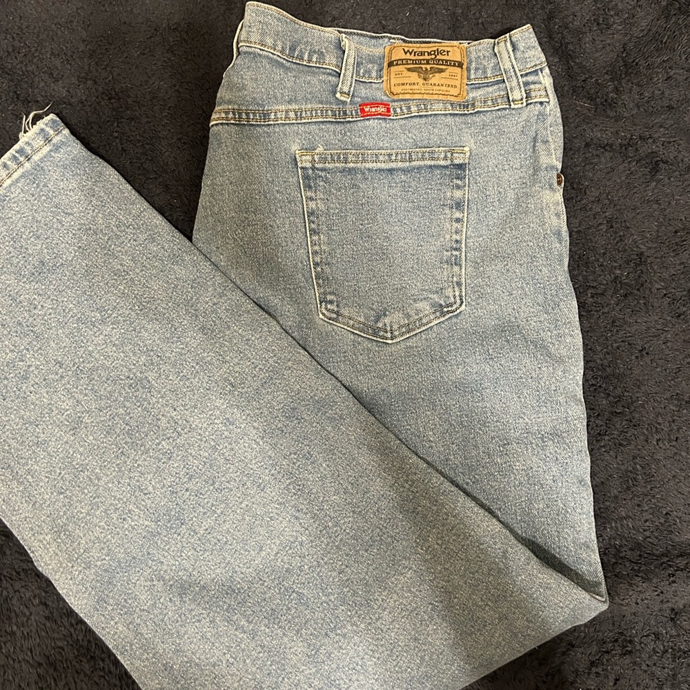 Wrangler jeans 42x32